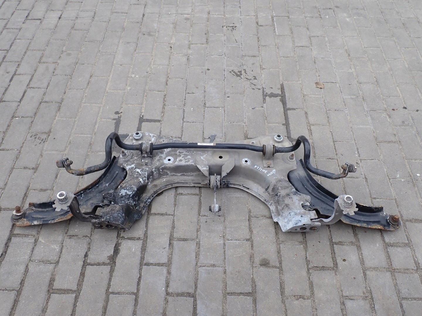 Kelkkatraversi Renault Clio IV 2015 546114162R image 7