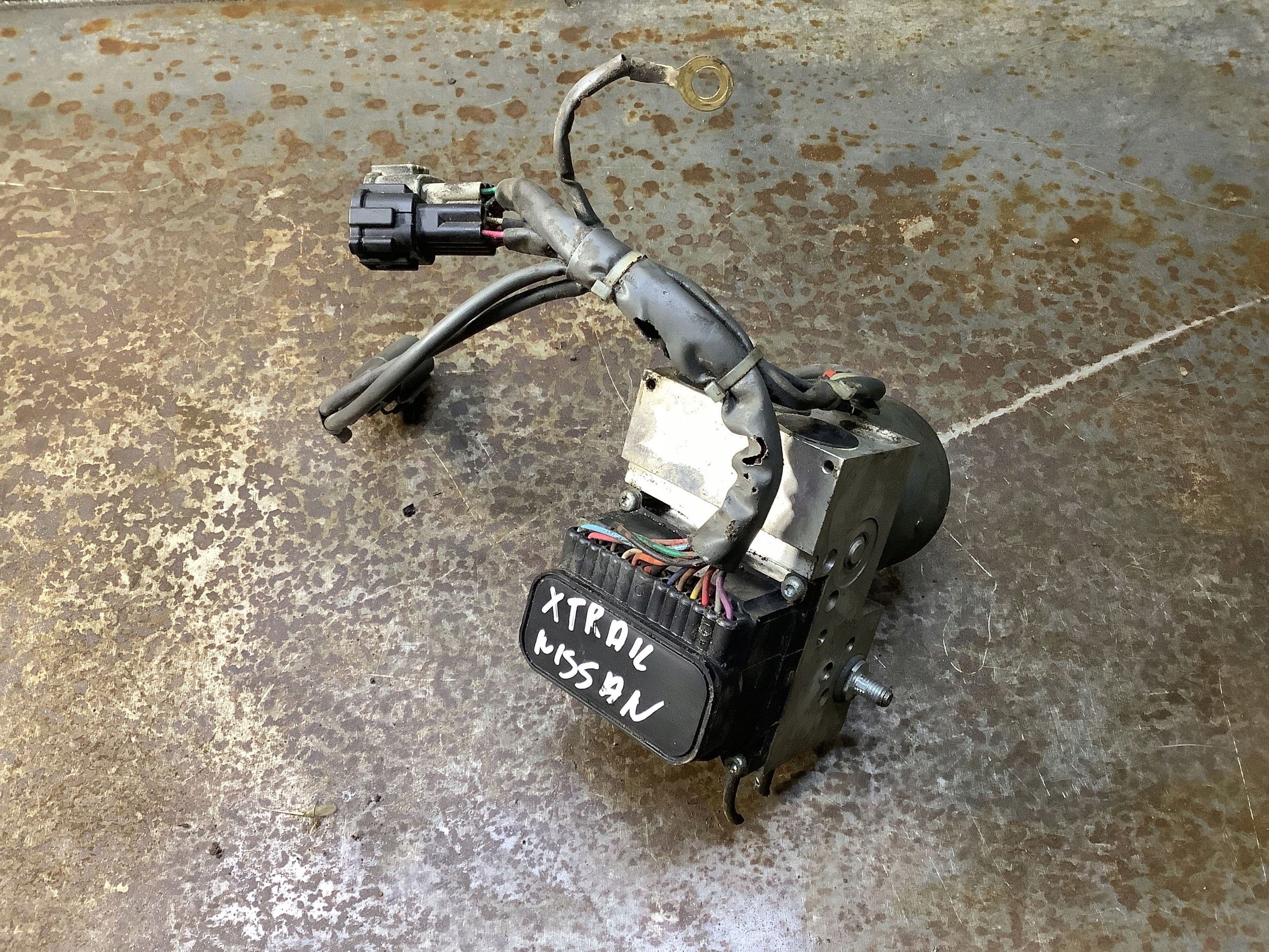 ABS Pump Nissan X-Trail T30 0130108 image 3