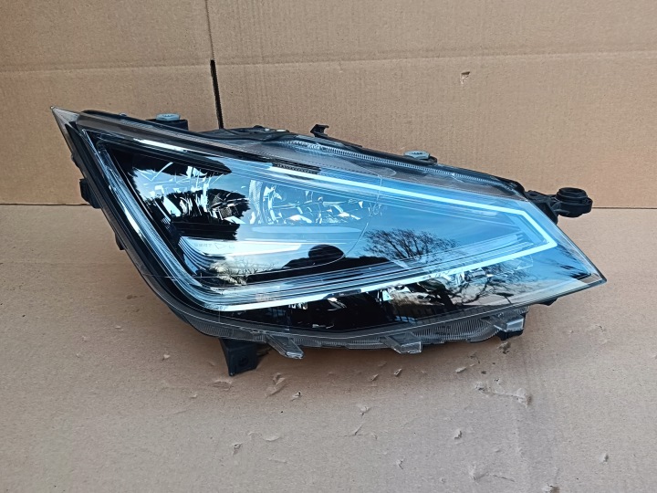 Seat Ibiza Arona V 5 etuvalo oikea 6F1941008B Full Led
