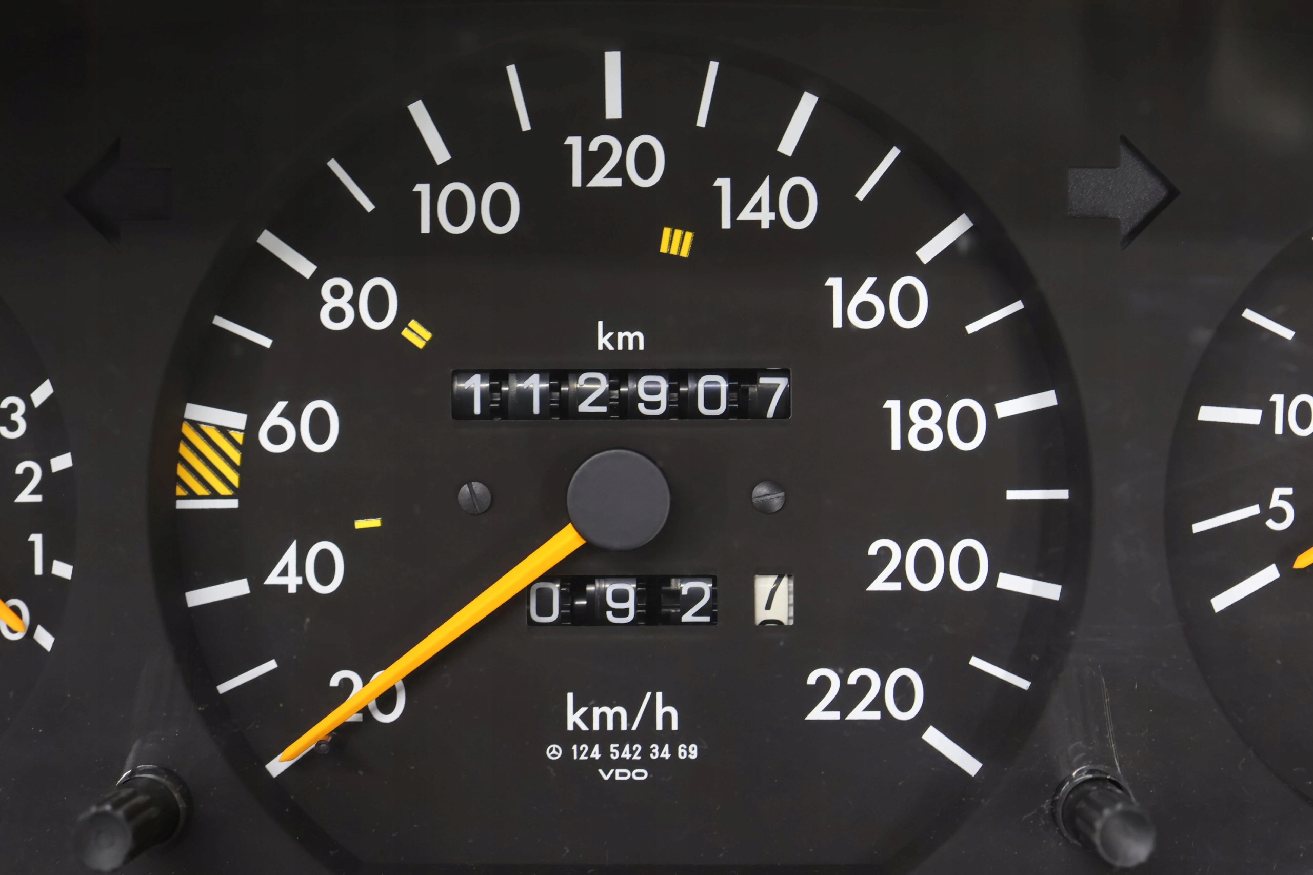 Mercedes E W124 Ilmanvaihdon Vastus 0085450828