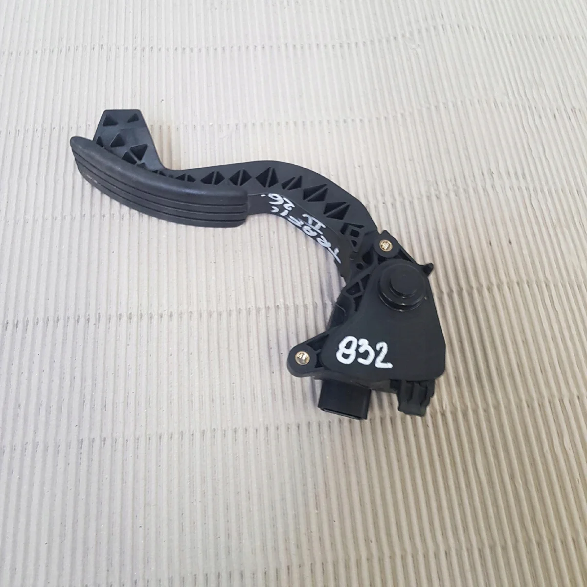Potenciómetro Pedal Acelerador Renault 180026451R