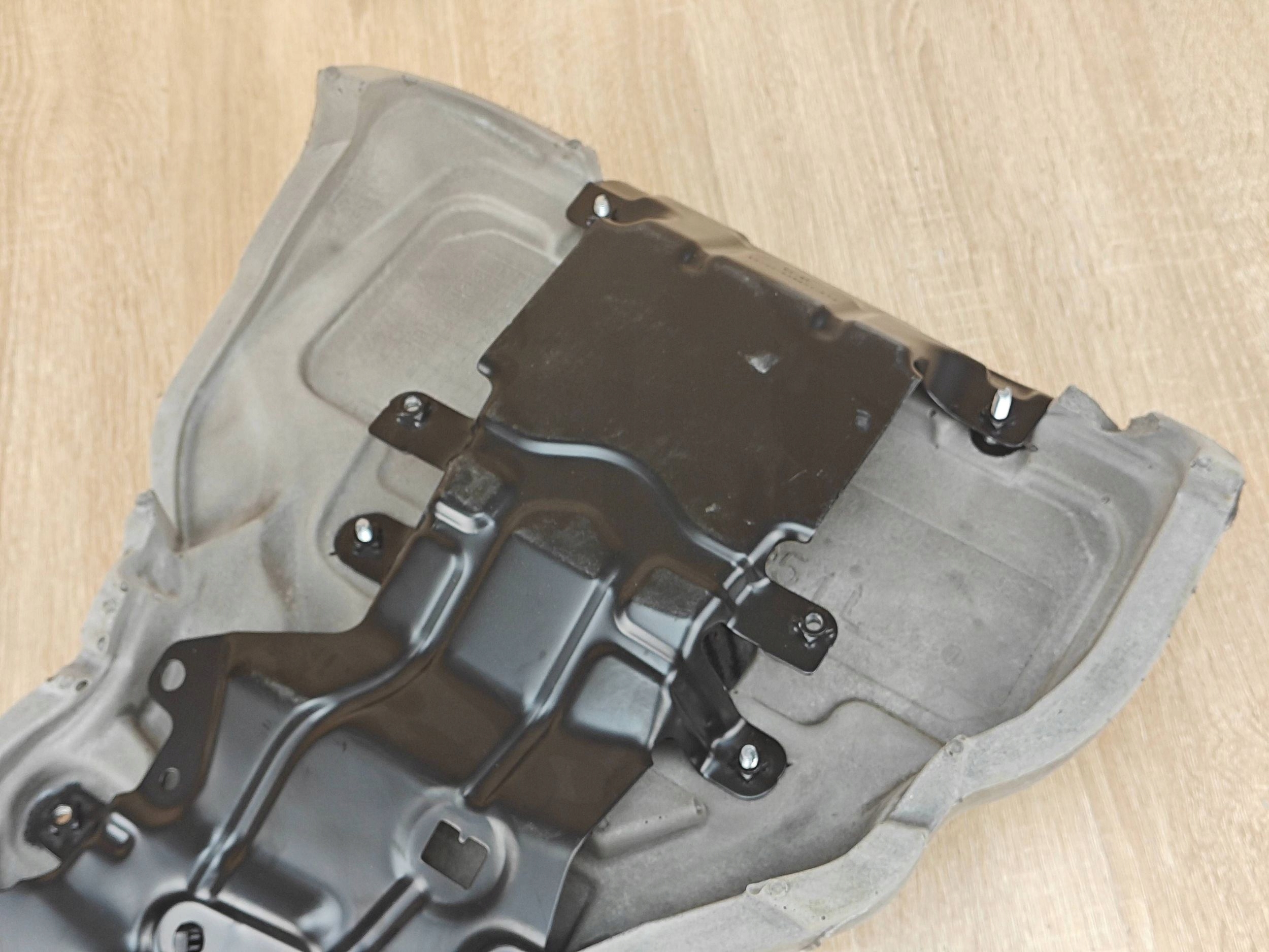 BMW X5 G05 G06 CPU-styrenhetsskydd image 6