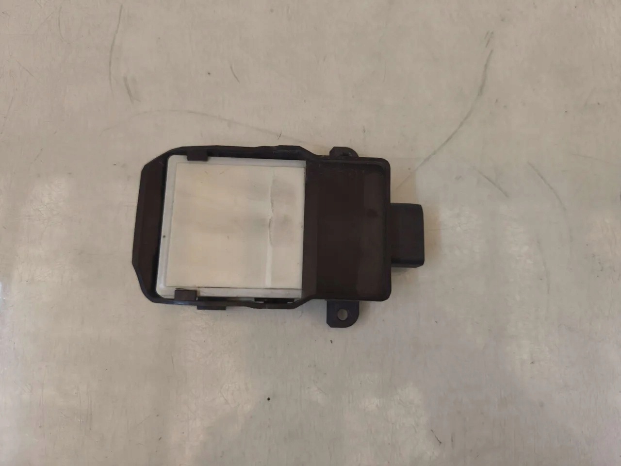 Sensor de Temperatura do Combustível Audi Q8 50 TDI image 6
