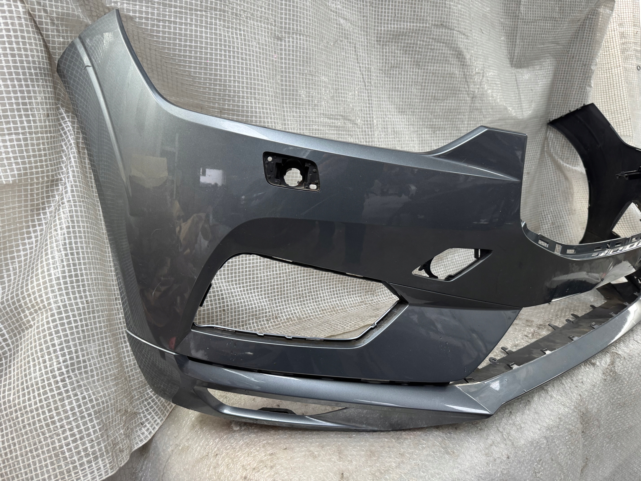 VOLVO XC60 II 17- Para-choque dianteiro image 3