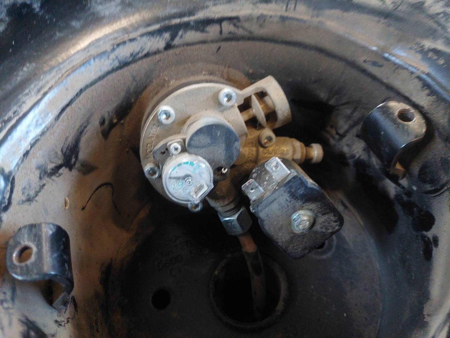 LPG-pullo 44L 2029, venttiili, käytetty