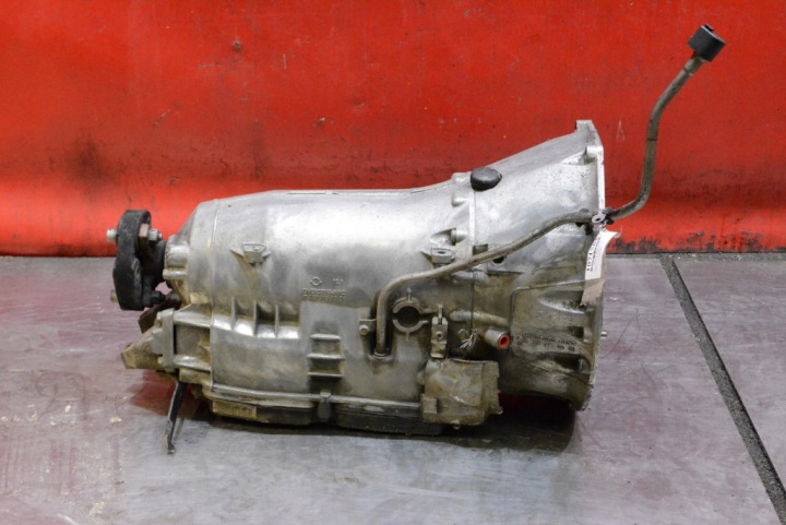 Automaattivaihteisto R2202711901 Mercedes E-sarja W211 1.8 184 hv 06-09