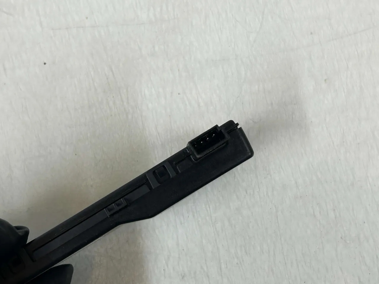 Antenne Chevrolet Colorado 2018 Pickup 13503205 image 3