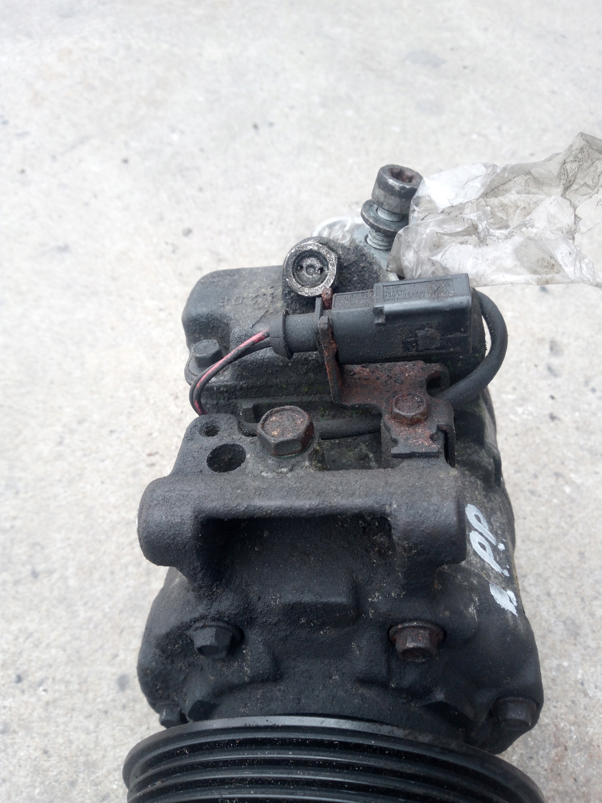 Audi A4 B7 compressore clima 2,7 3,0 TDI 10-13 image 5