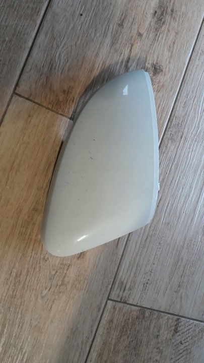 Sivupelien kotelo Oikea Volkswagen Polo V lift 6R 6R0857538B