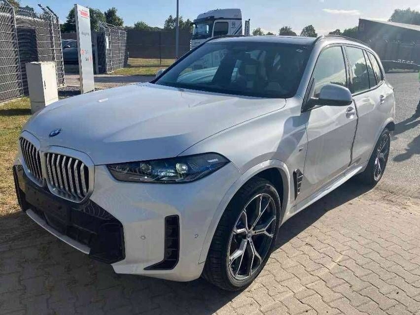 Junta Motor BMW X5 G05 G06 7418184 Usada image 6