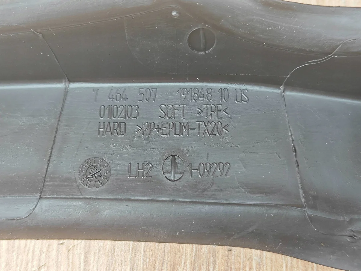 BMW X5 G05 LCI Kofferraumleiste links 7464507 image 4