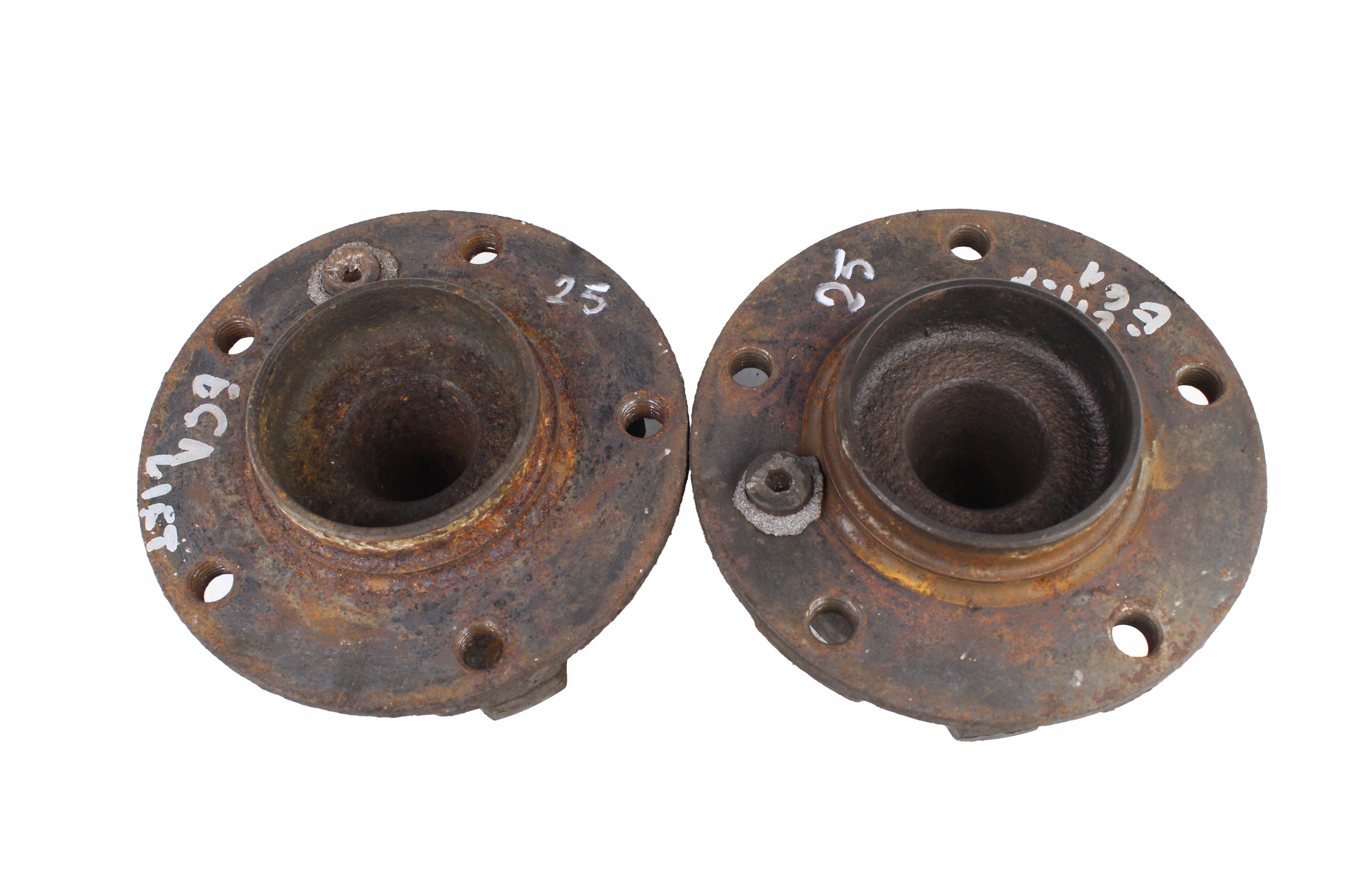 Pyörän napa vasen oikea etu BMW E60 E61 2003-2010 image 4