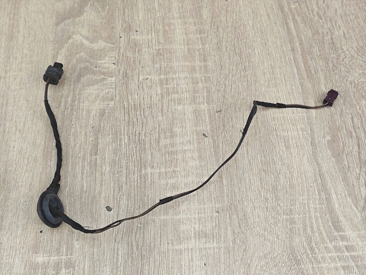 Connecteur BMW X5 G05 G06 7543312