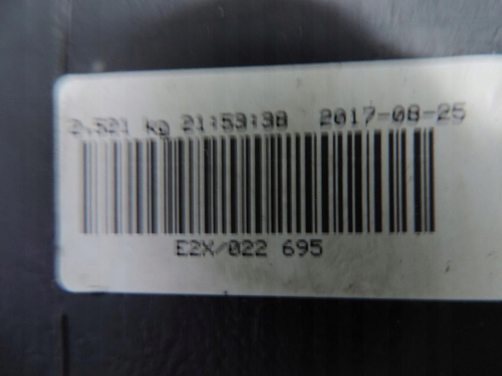Réservoir AdBlue Opel Insignia B 2.0 CDTI image 8
