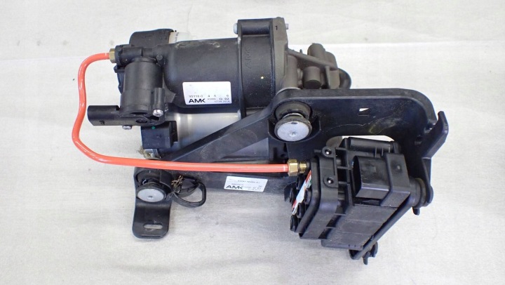 Achterluchtveringcompressor Jaguar XJ X351 AW933B484AJ