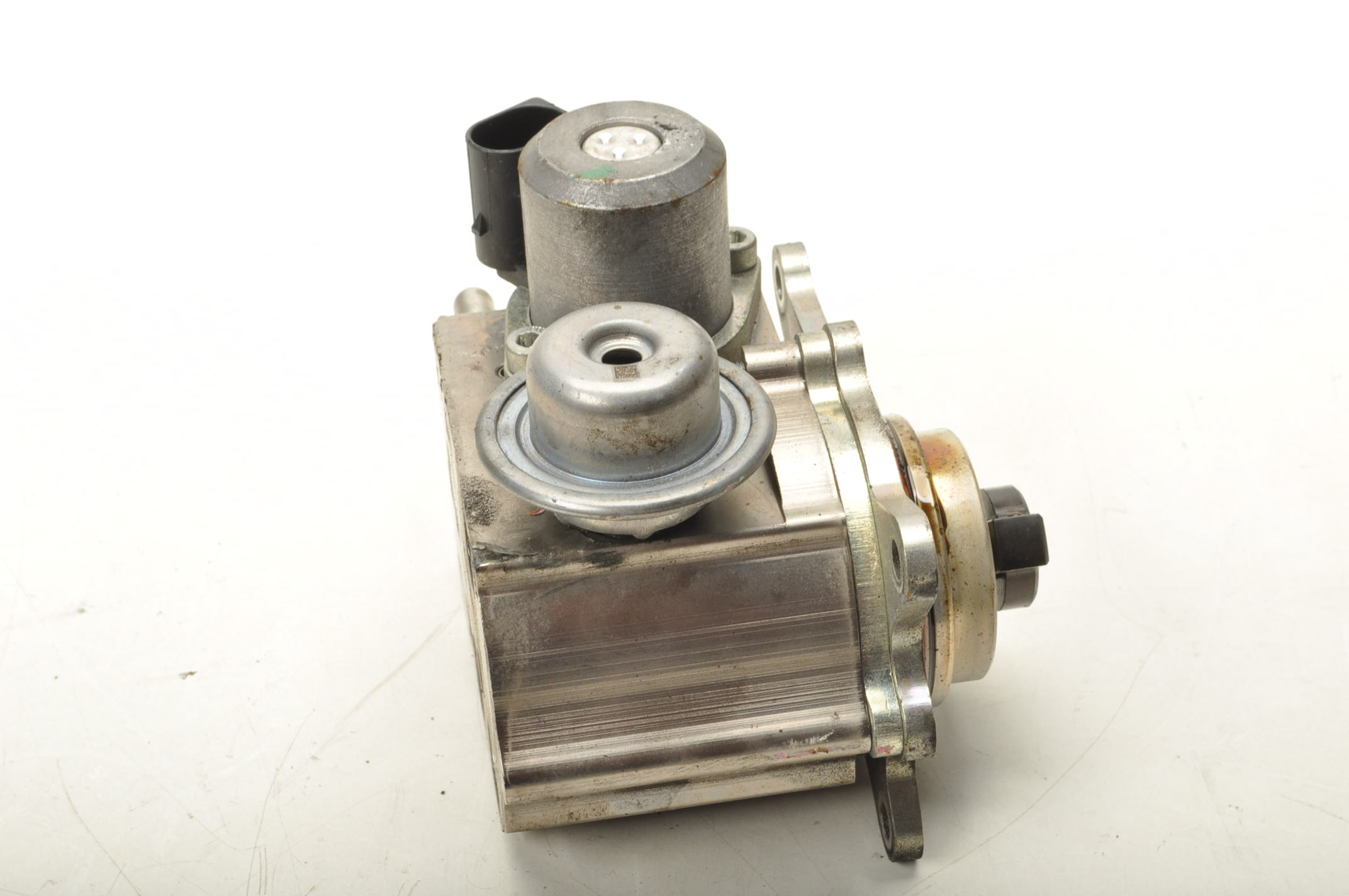 Bomba de combustível V758887980 Peugeot 308 1.6 THP 07-