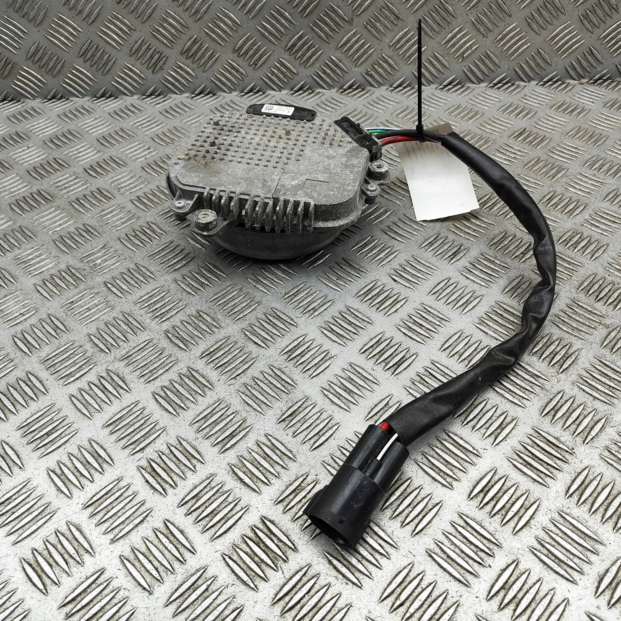 Fläktmotor Diffusor Land Rover Discovery V 500172105 image 6