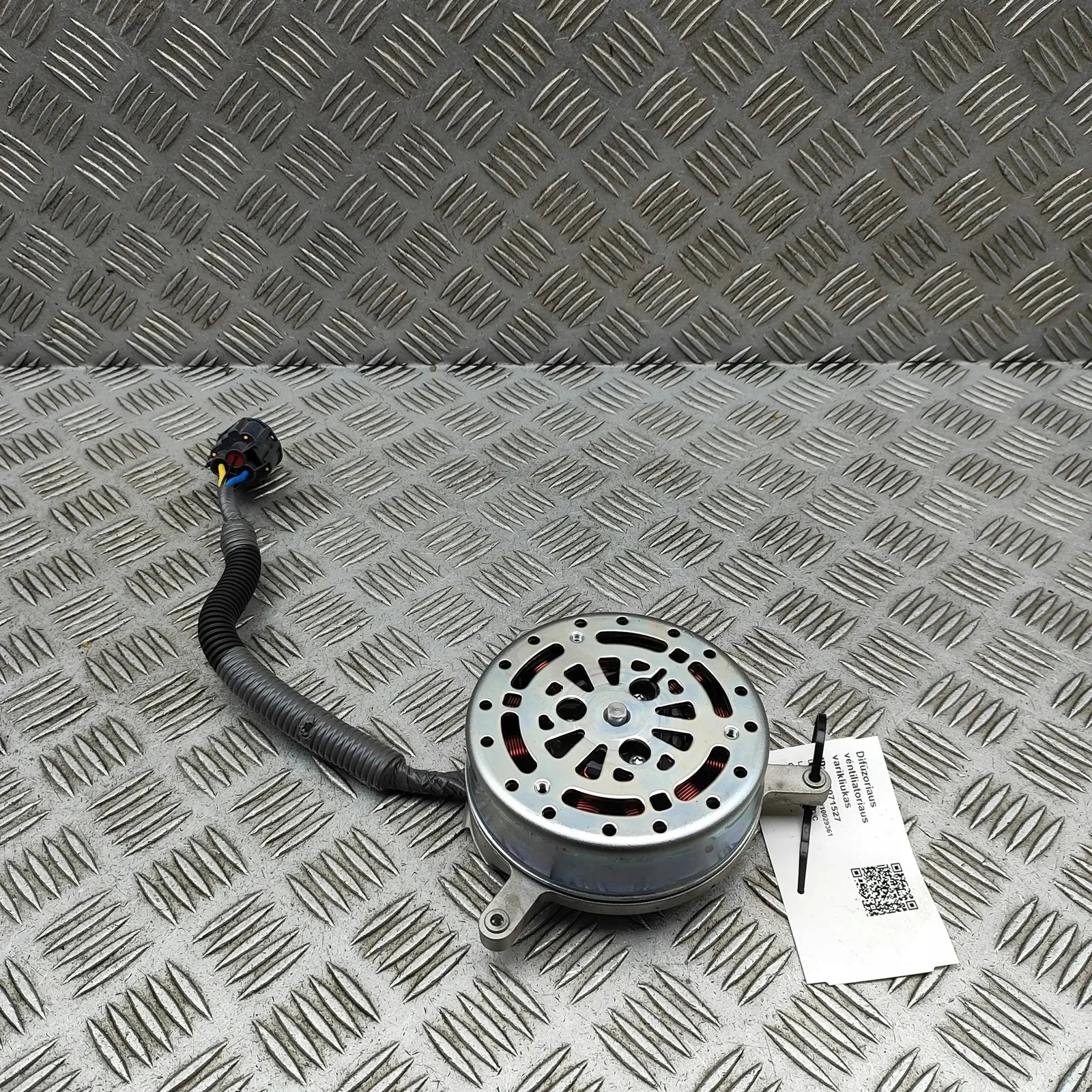 Ventilatormotor Diffusor Tesla Model Y 149417900B 2022 image 2