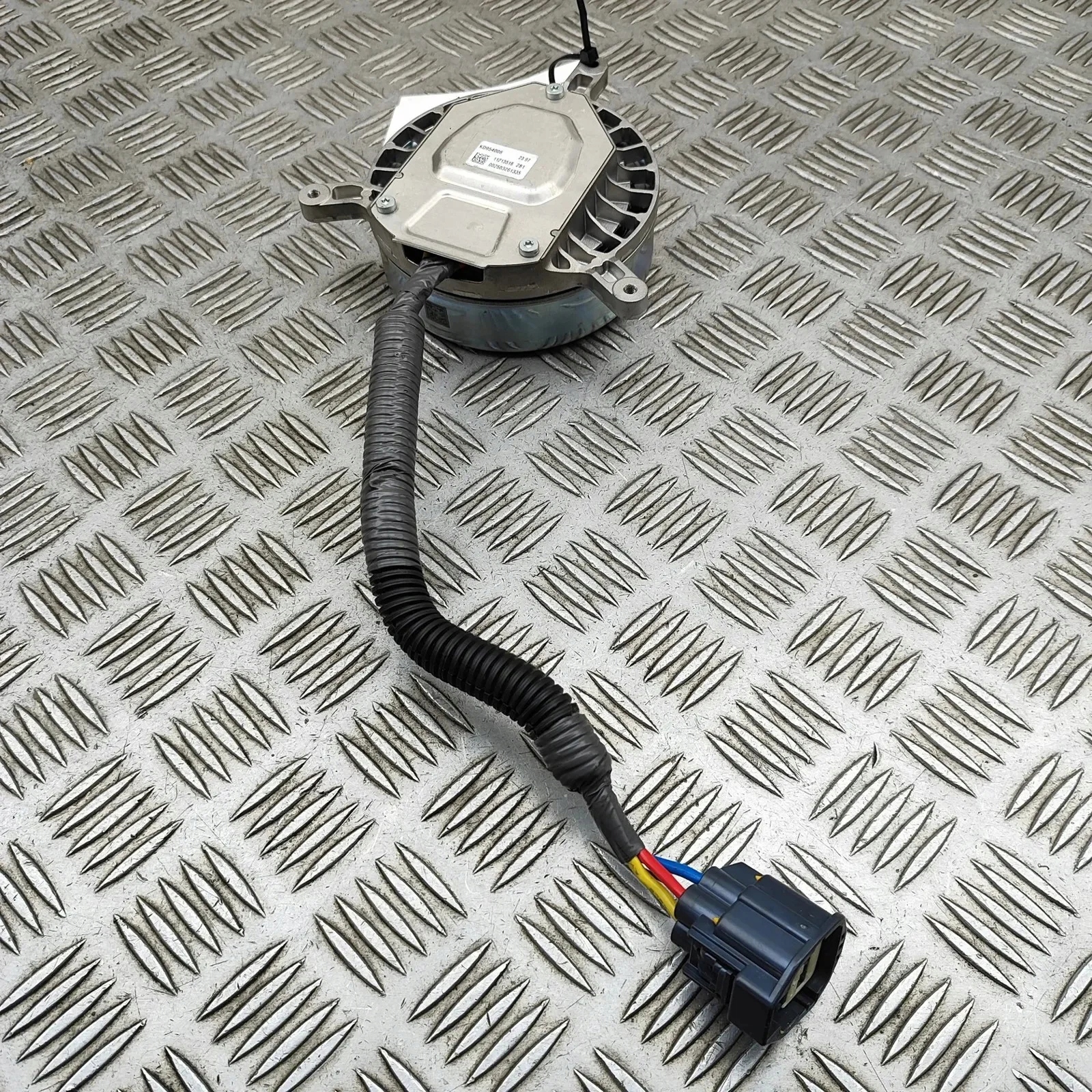 Ventilatormotor Diffusor Tesla Model Y 149417900B 2022 image 4