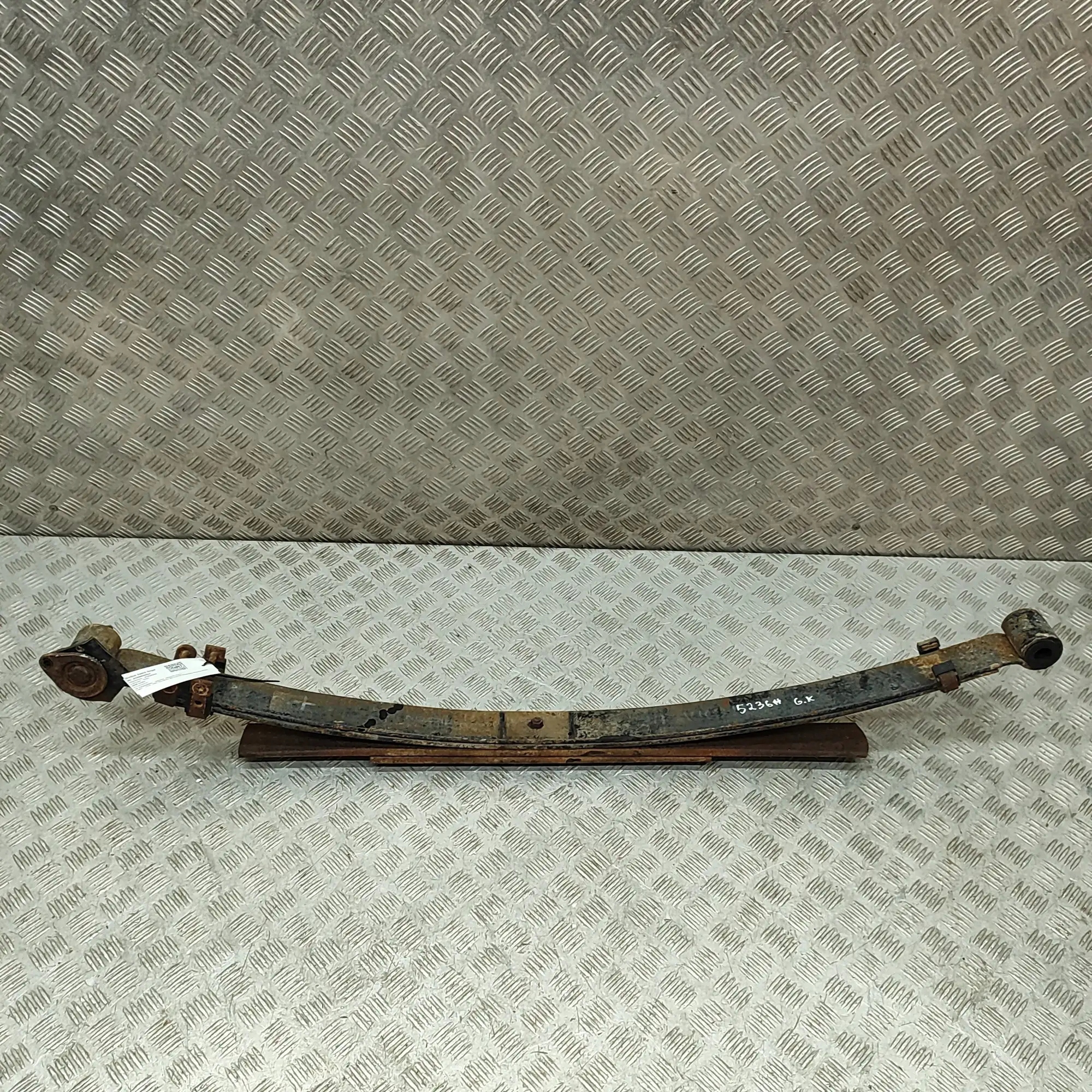 Rear Left Spring Nissan Navara D21 Used