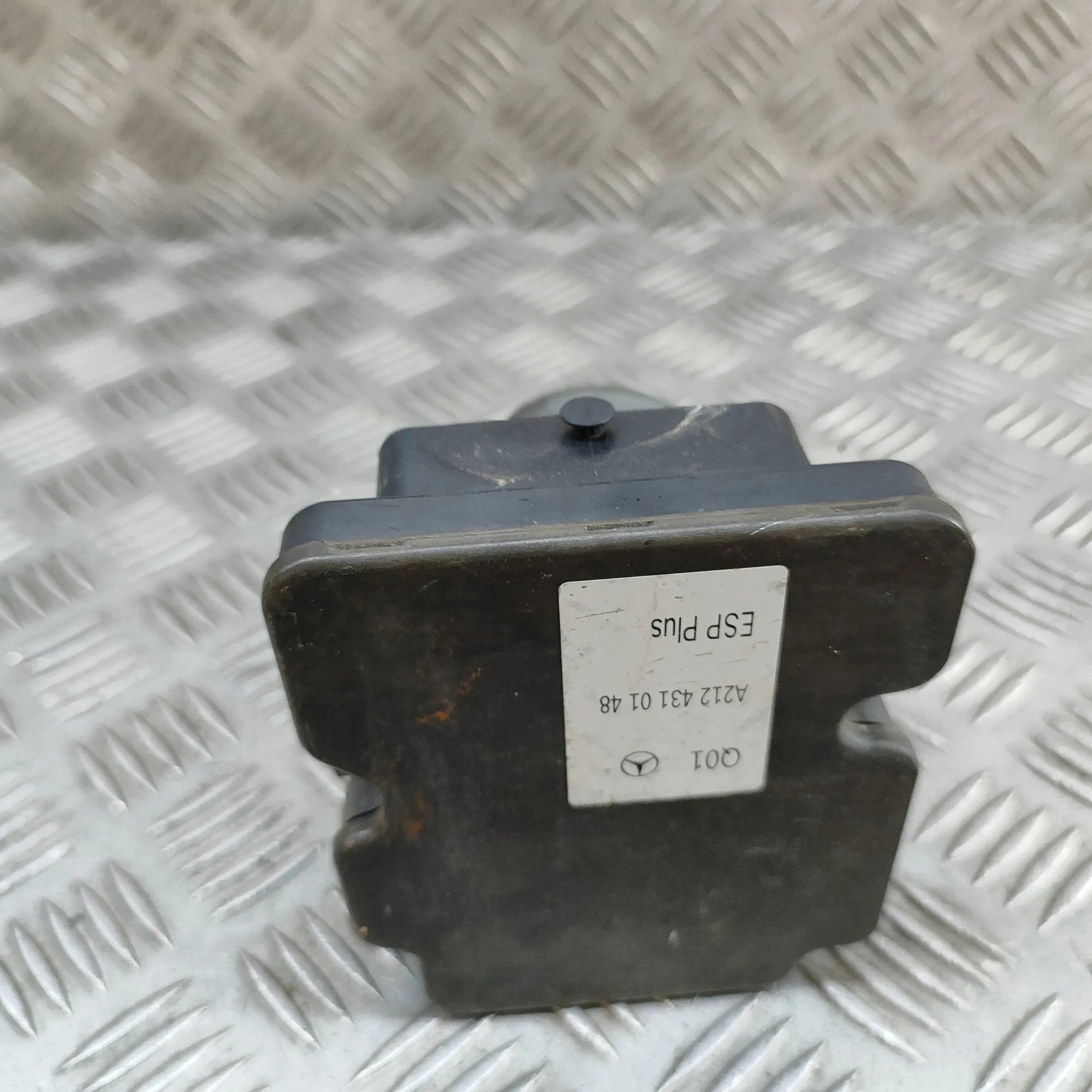 Bomba ABS Mercedes-Benz Sprinter 3-T (906) image 6