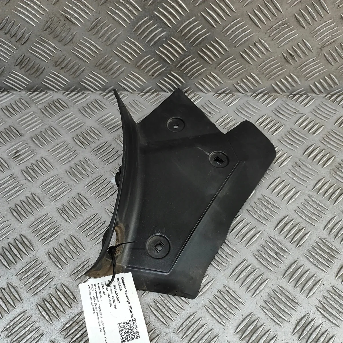 Rückleuchtenabdeckung Links Peugeot 3008 III image 3