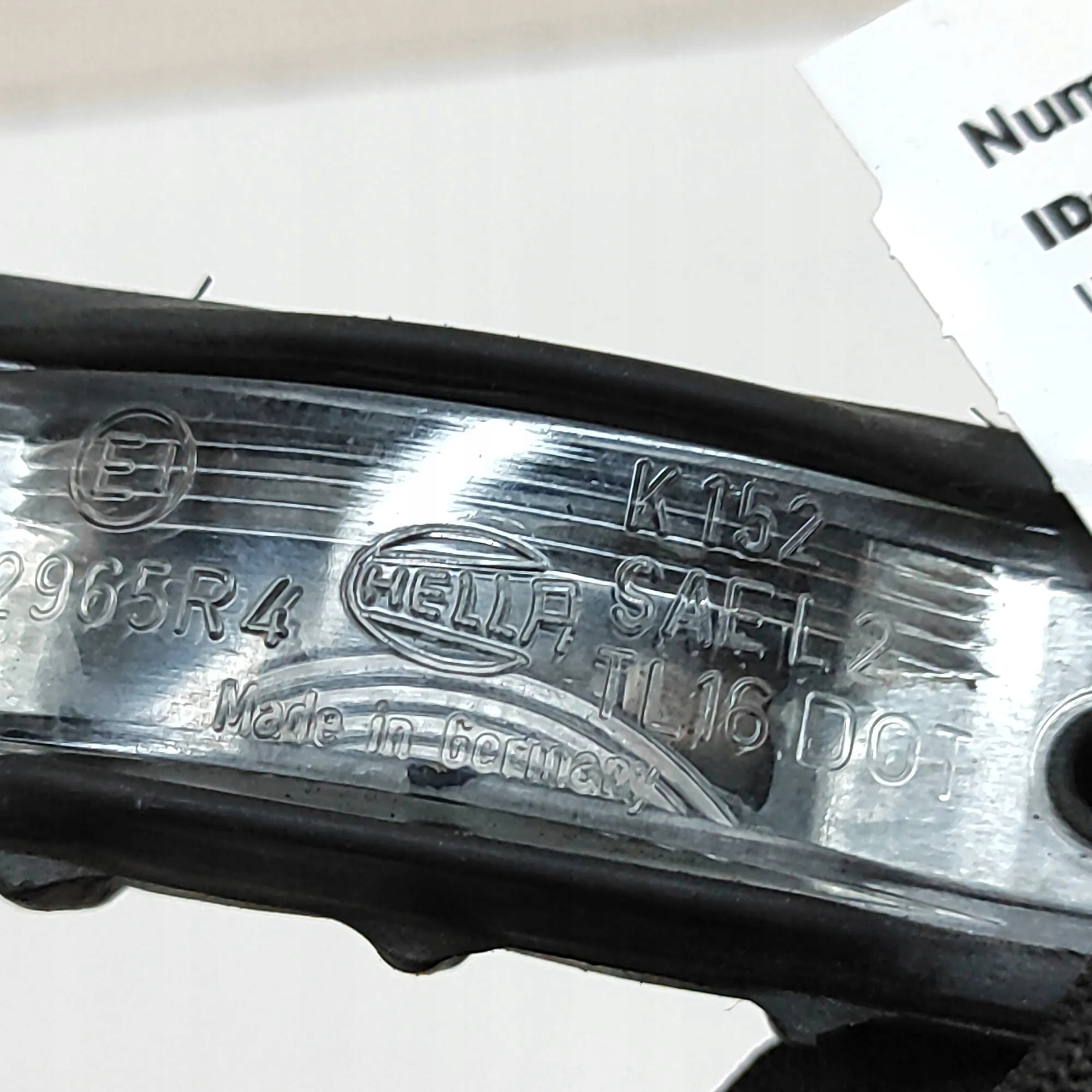 Ferrari 575 Maranello Türlicht 2003 OEM 65088400 image 5