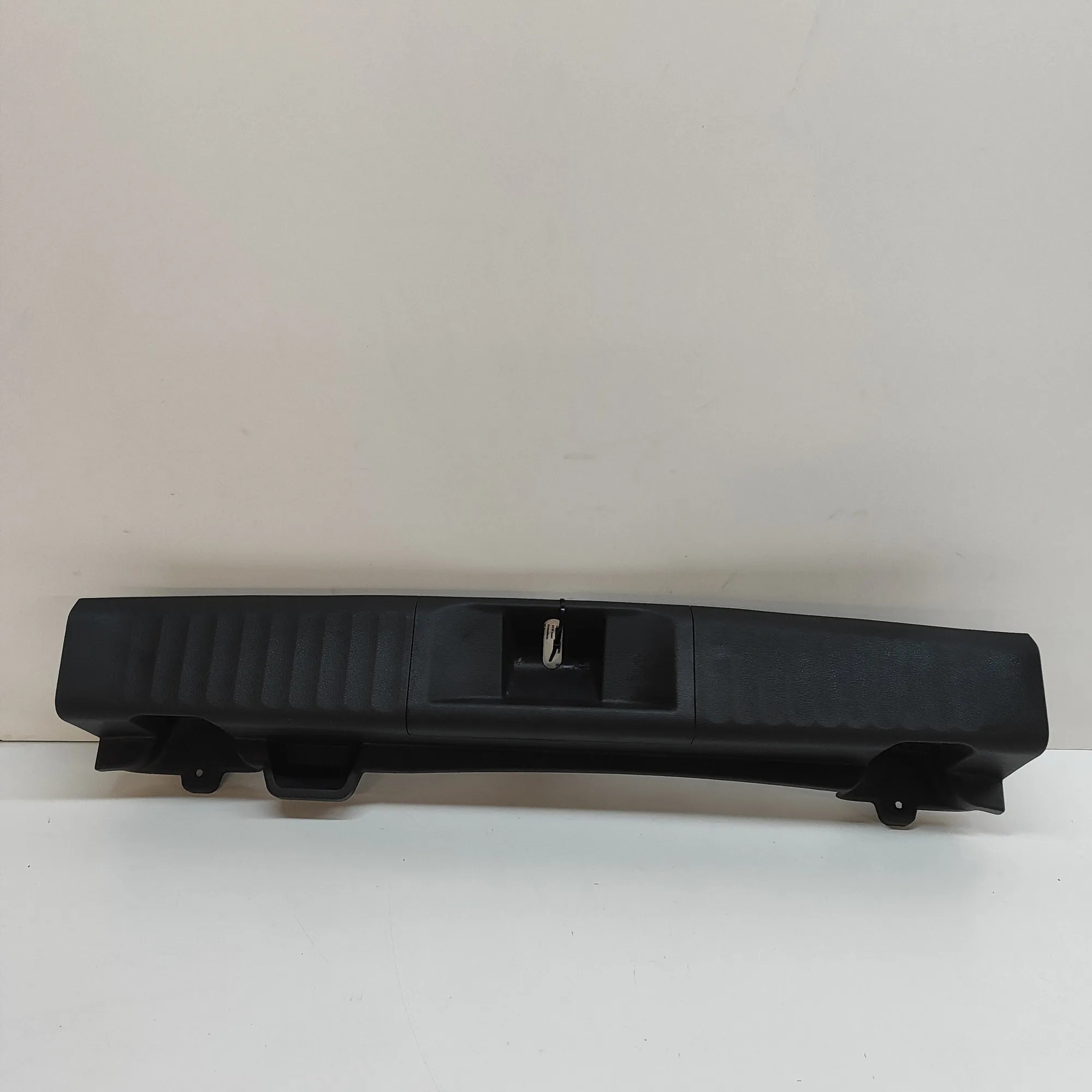 Toyota Prius lukon suojus 6471647170 image 2