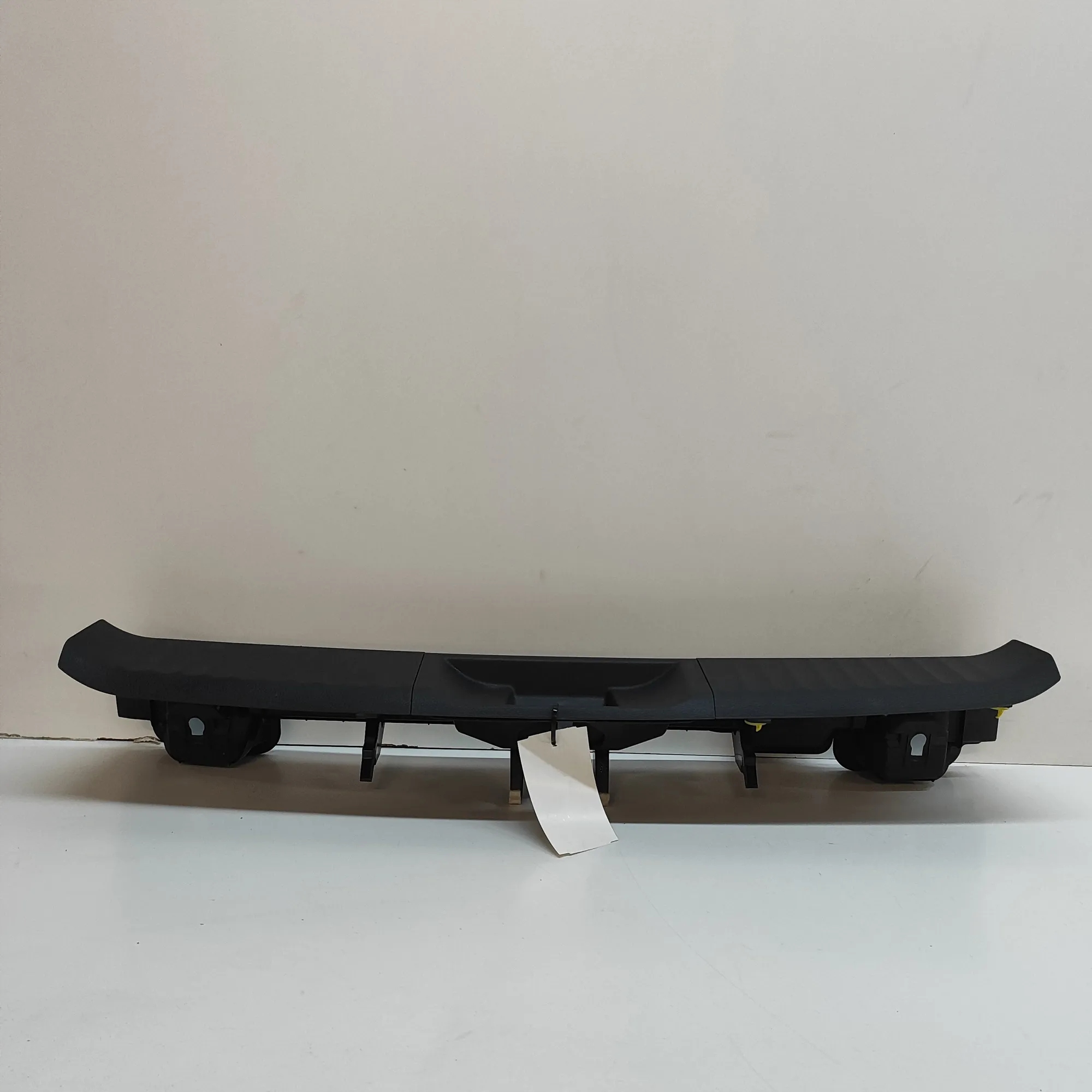 Toyota Prius lukon suojus 6471647170