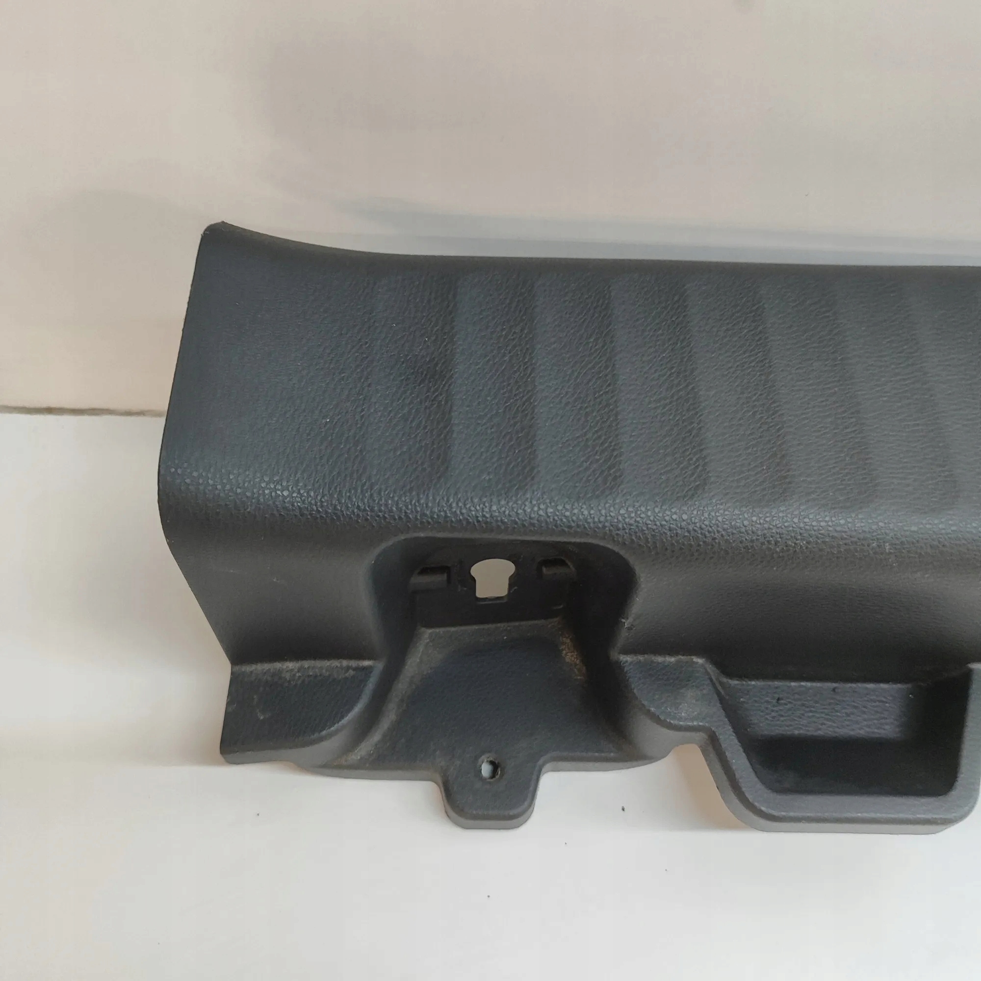 Toyota Prius lukon suojus 6471647170 image 5