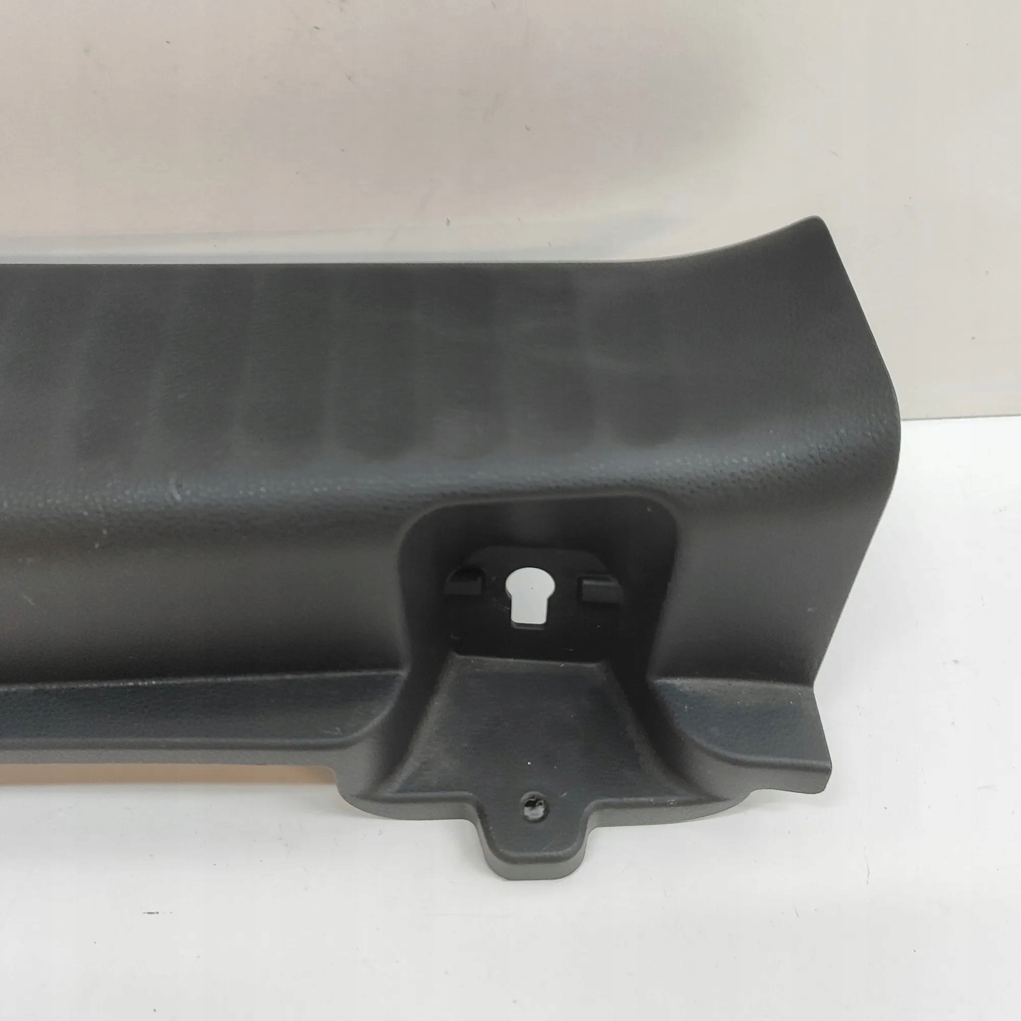 Toyota Prius lukon suojus 6471647170 image 6