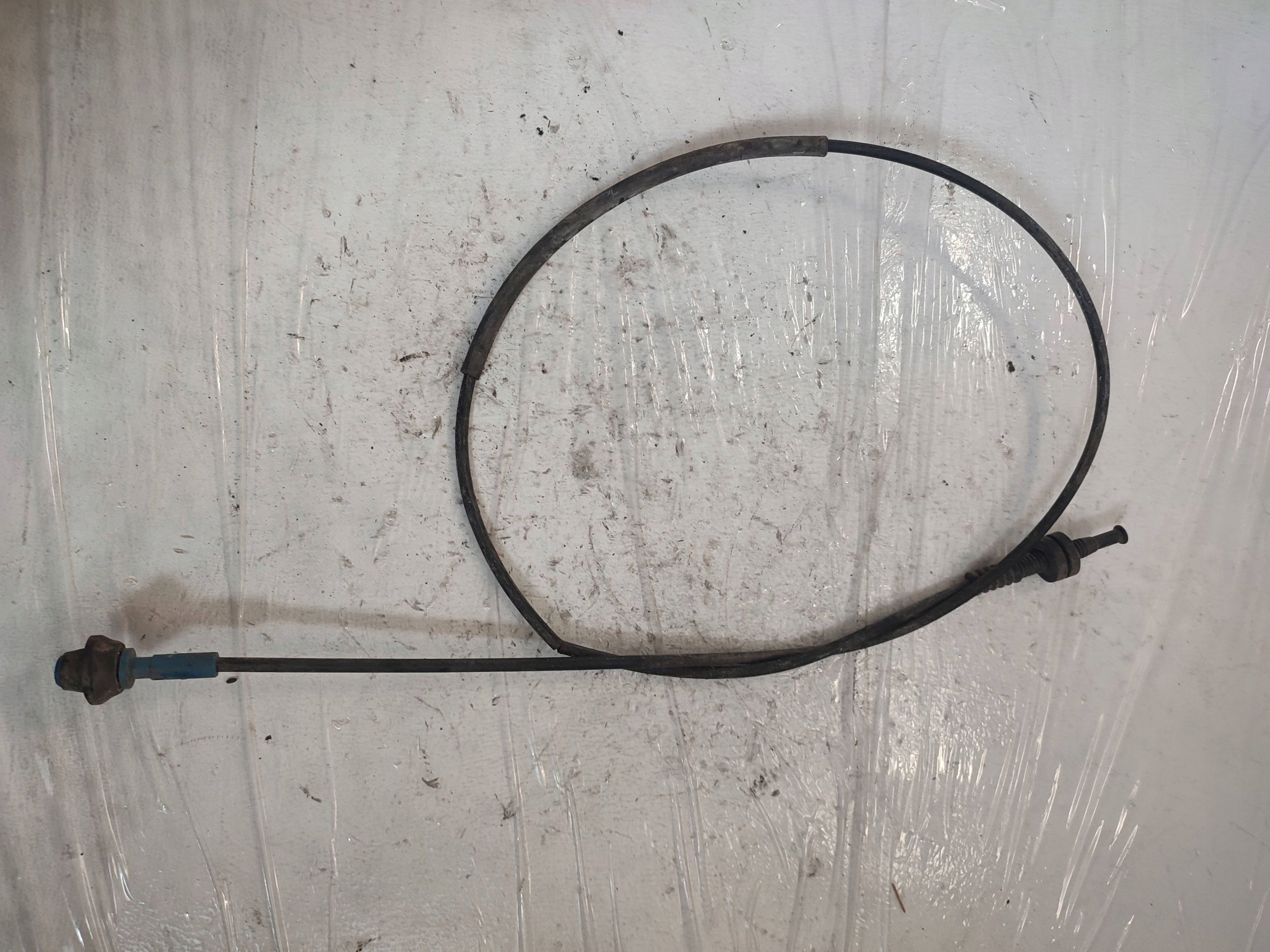 Gaszug Mitte Ford Escort OEM 897465156