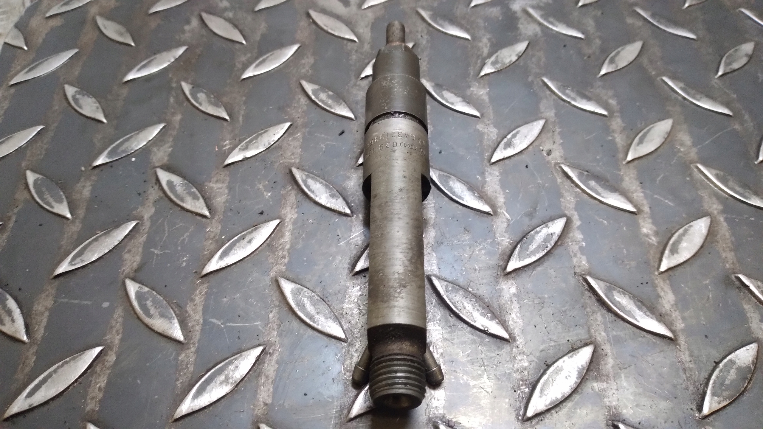 Inyector Seat Arosa 028130202R Usado image 3