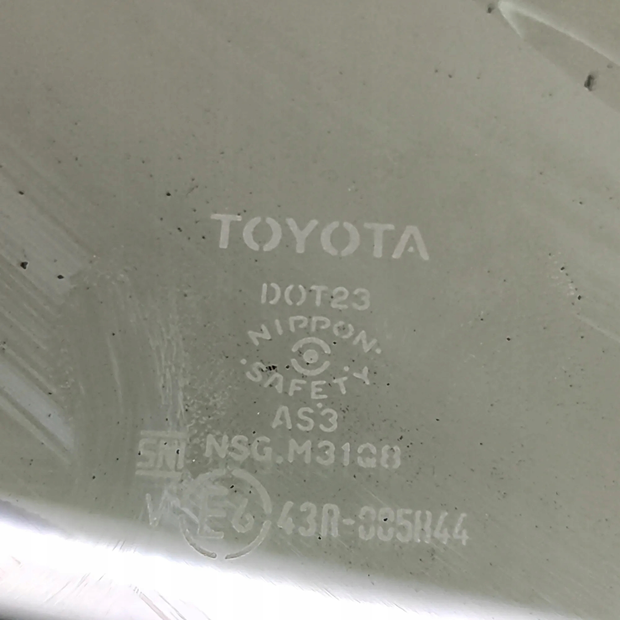 Seitenscheibe links hinten Toyota RAV4 V (XA50) 2.5 Hybrid 2022 OEM 6272042390 image 6