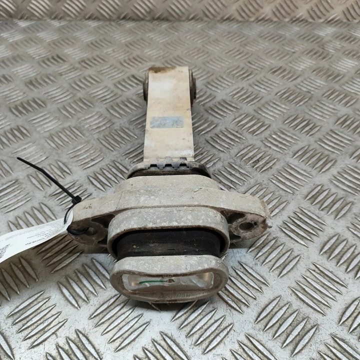 Engine Mount Kia SPORTAGE 2021 21950R5300