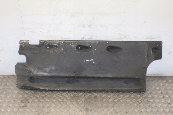 Alustan suojat SEAT ALHAMBRA (710, 711) 7N0825201A 2.0L diesel 2011