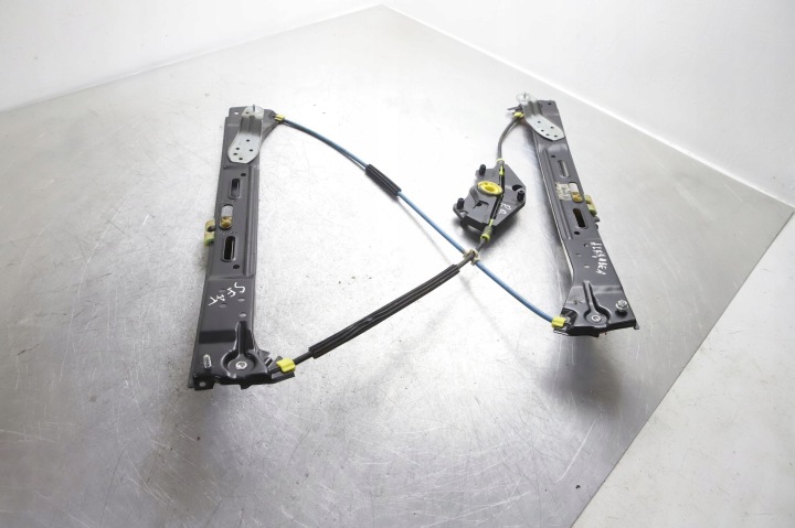 Tuulilasin nostin etu oikea SEAT ALHAMBRA II LIFT 7N0837462H