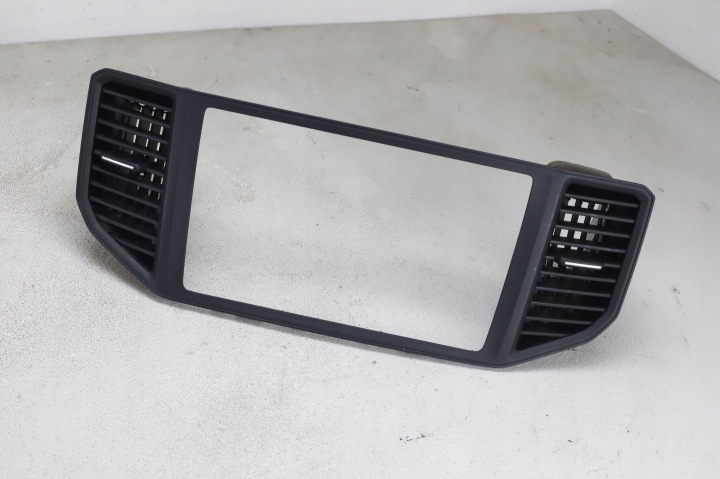 Volkswagen Atlas Cross Sport Kojelauta ilmanvaihtosäleikkö 3CN858418J