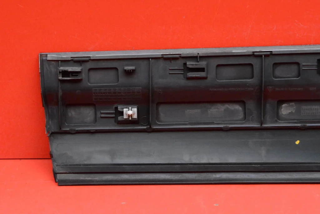 Türleiste Links Hinten Porsche Cayenne 92A image 8