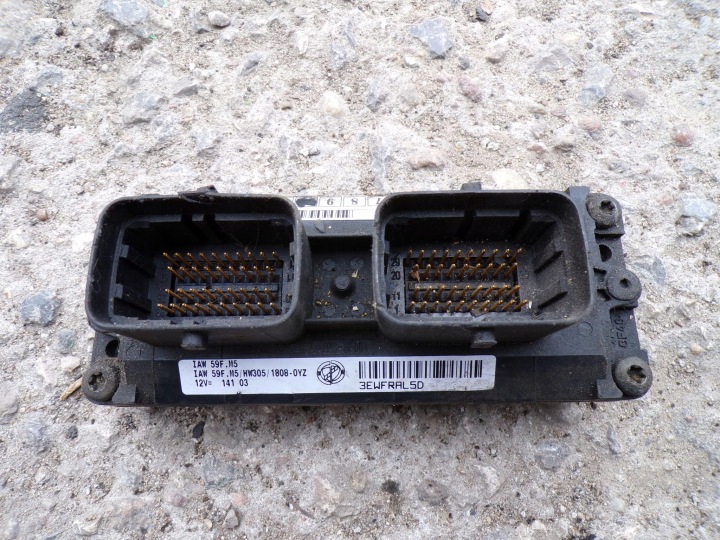 Engine computer Lancia OE 55181151