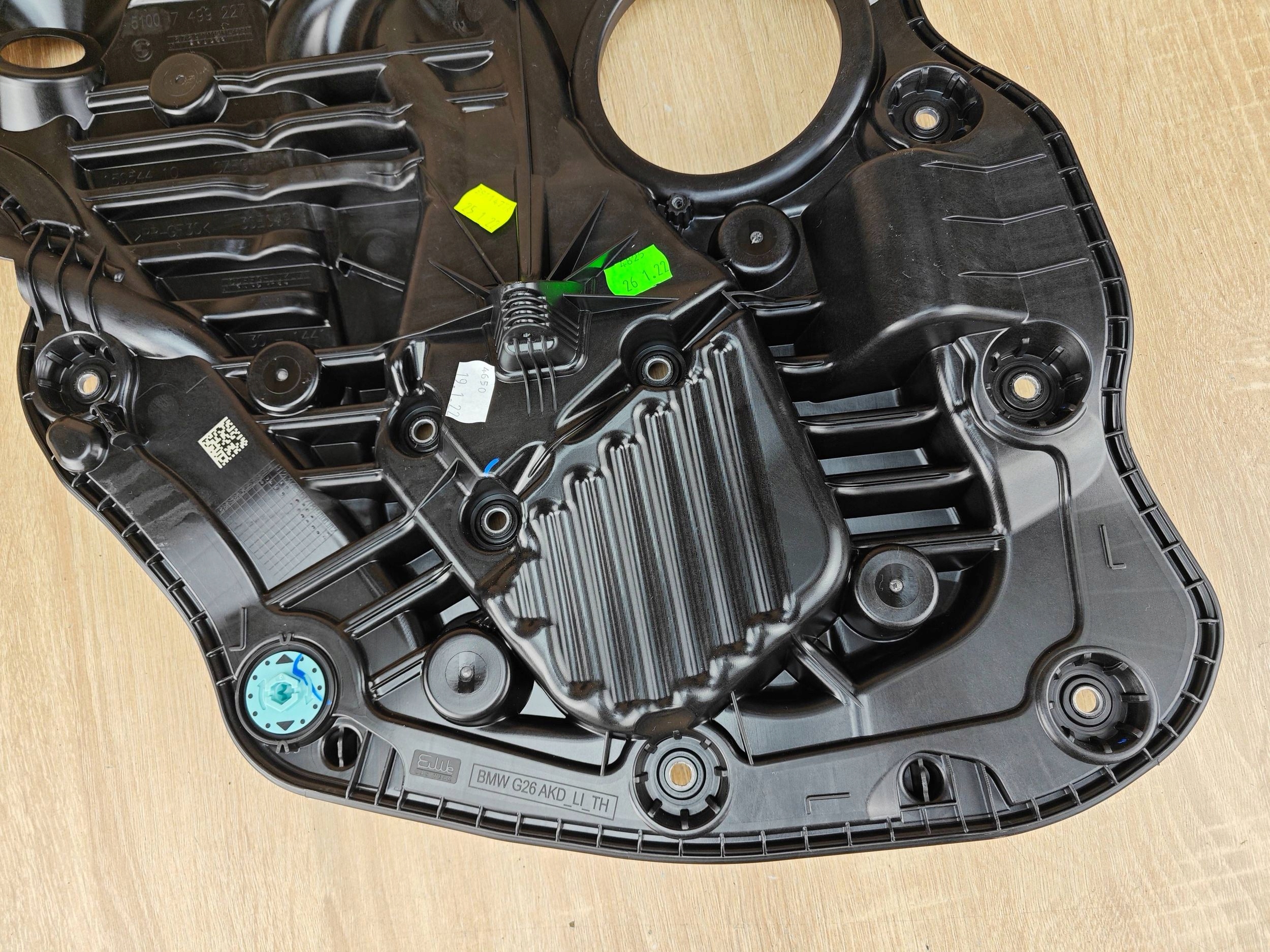 BMW G26 7499227 - Cache porte gauche arrière image 3