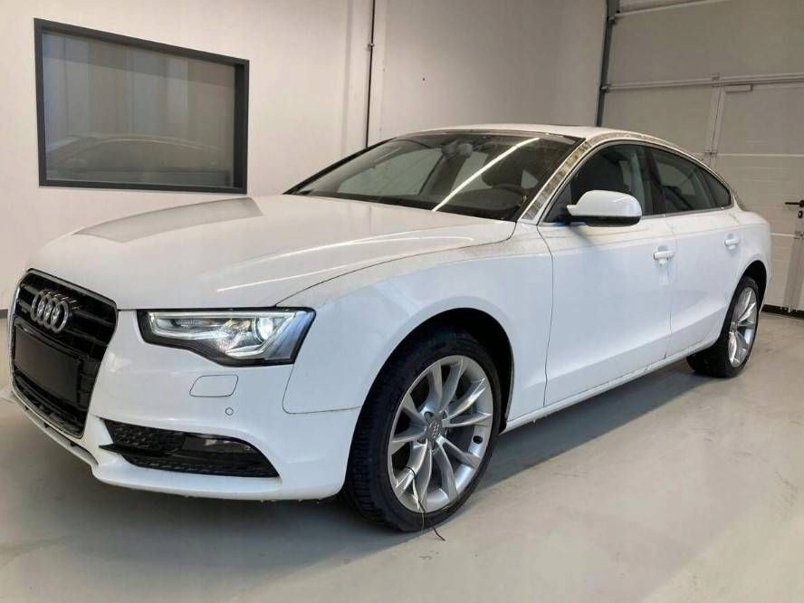 Audi A5 8T barnstolsfäste 8K9887269 image 5