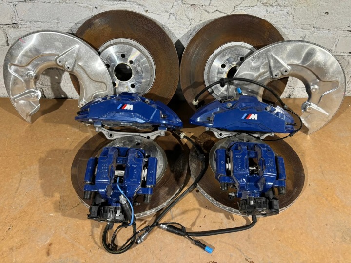 Kit disques et étriers de frein M BMW XM 6899173