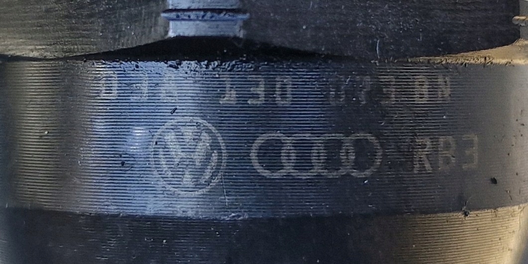 Inyector bomba VW 038130073BN 1.9 TDI image 3