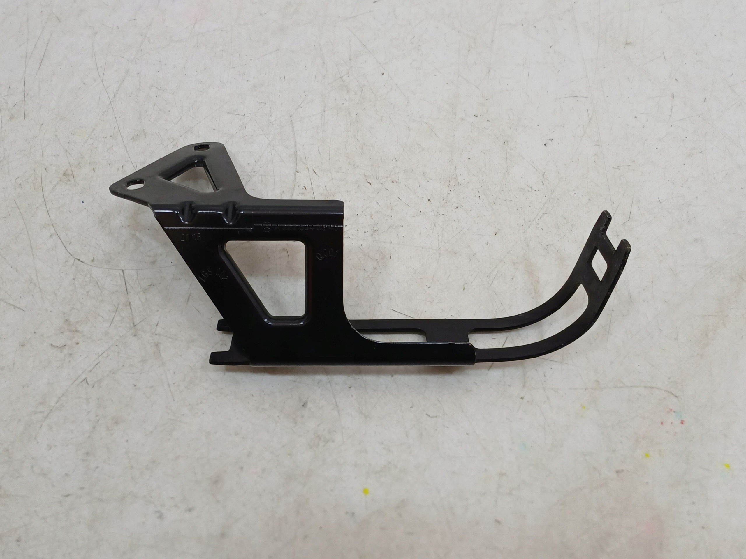 Jäähdyttimen kiinnike Mercedes W217 L P image 4