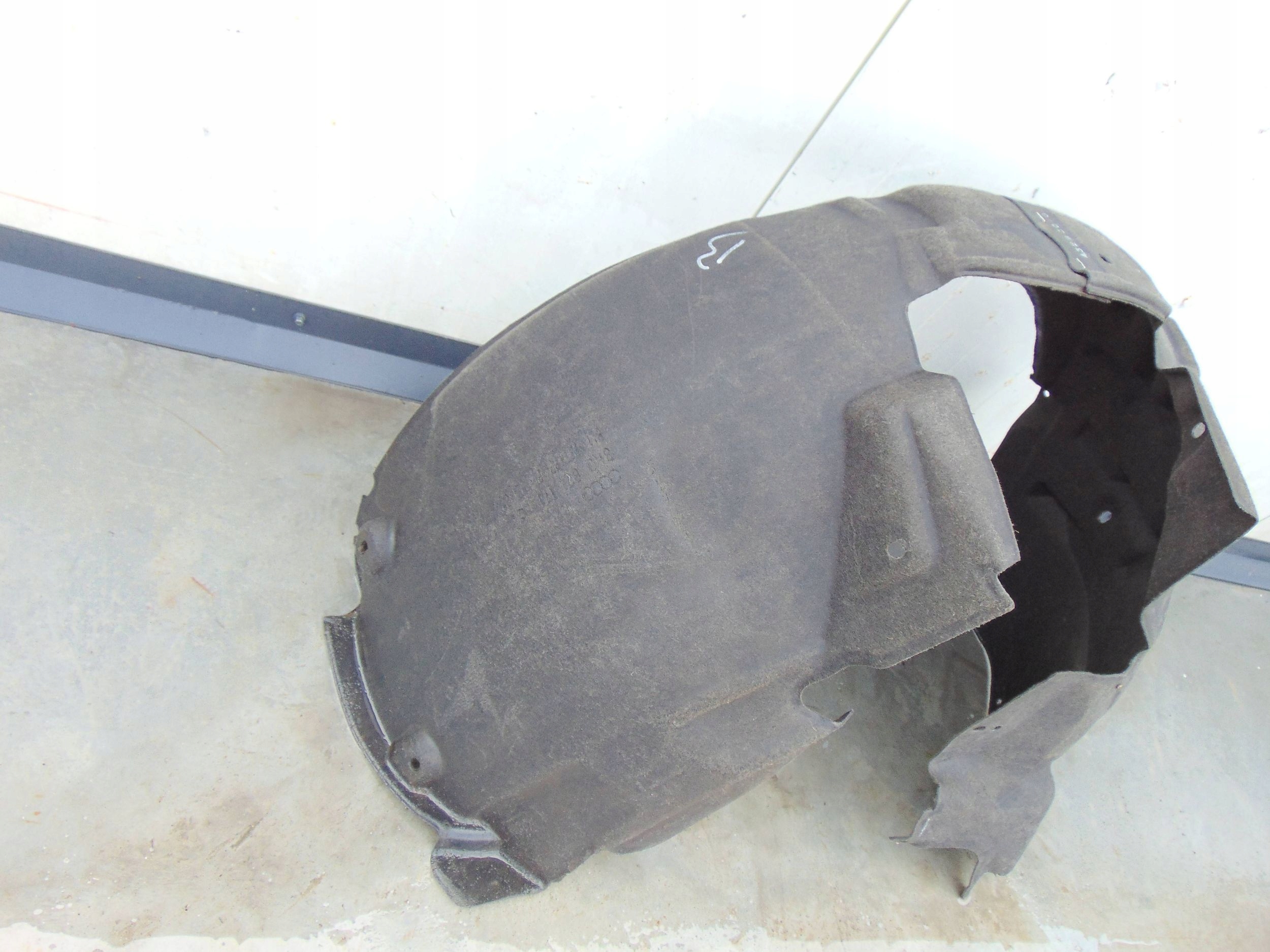 Radlauf vorne links Audi A4 B8 Sline