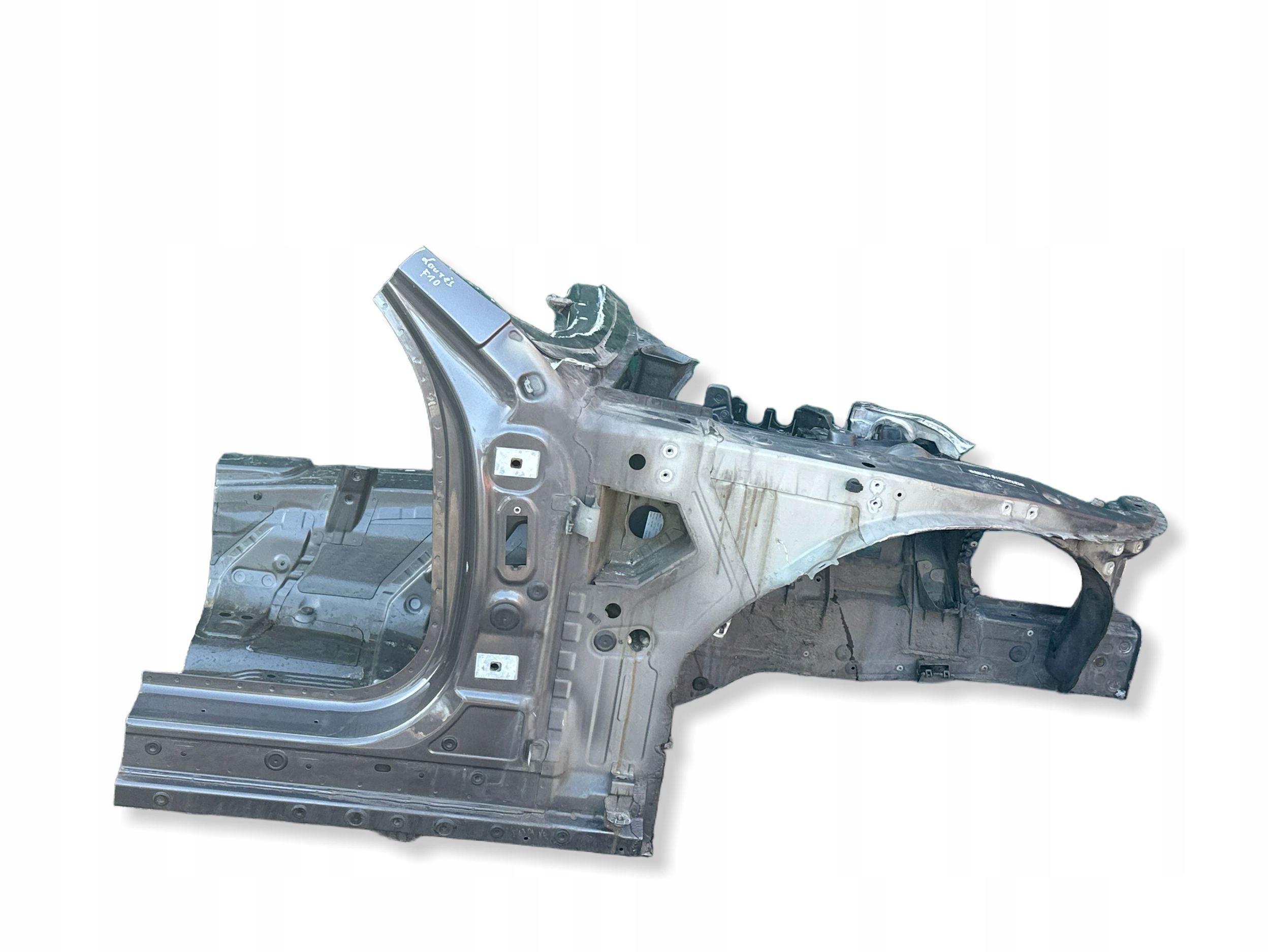 BMW 5 F10 F11 2012 etuosa oikea lokasuoja, toimitus 2-3 pv