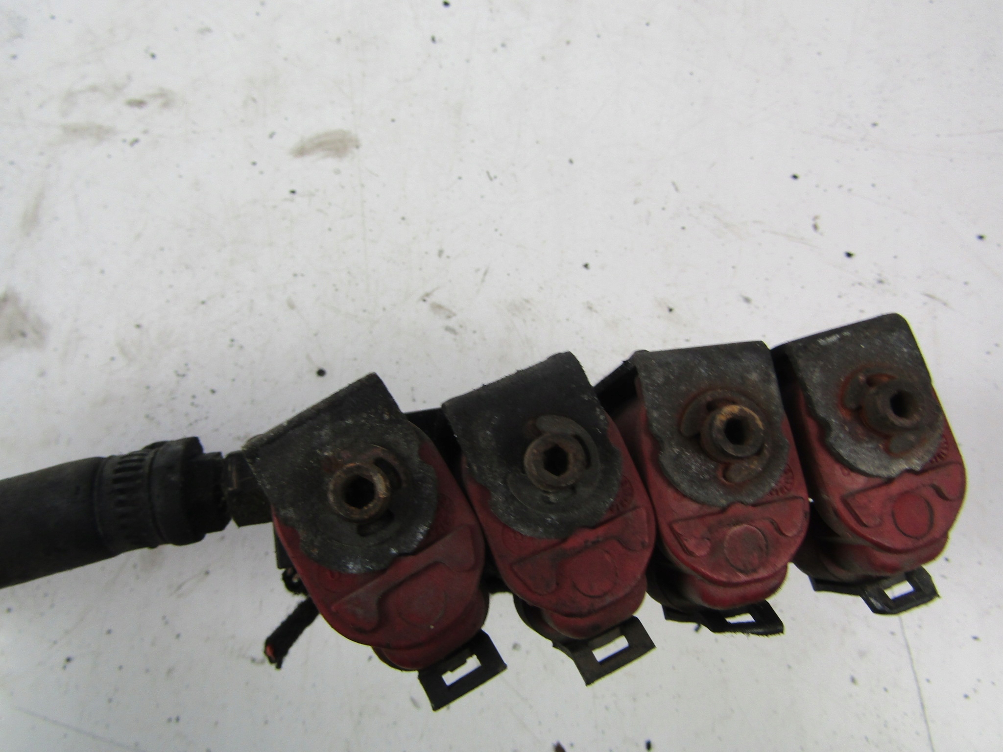 Válvula Fiat Punto II 1.2 LPG 44kW 188A4.000 OEM AK-6-73274