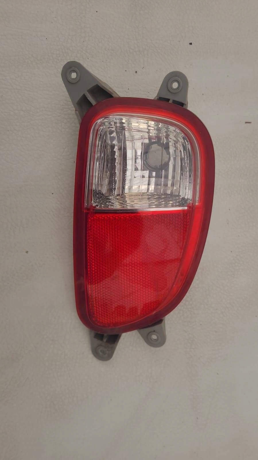 Luz de Ré Kia Picanto 924161Y1 Usado image 2
