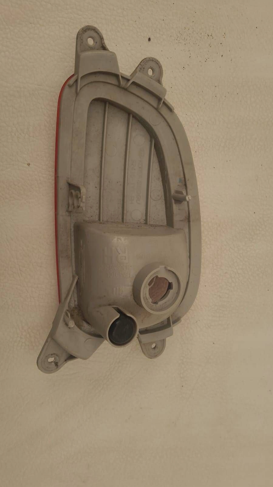 Peruutusvalo KIA Picanto Oikea Taka 924161Y1